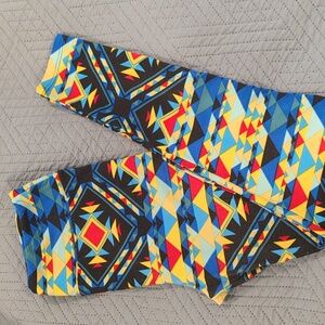 Gorgeous Vibrant Aztec Leggings